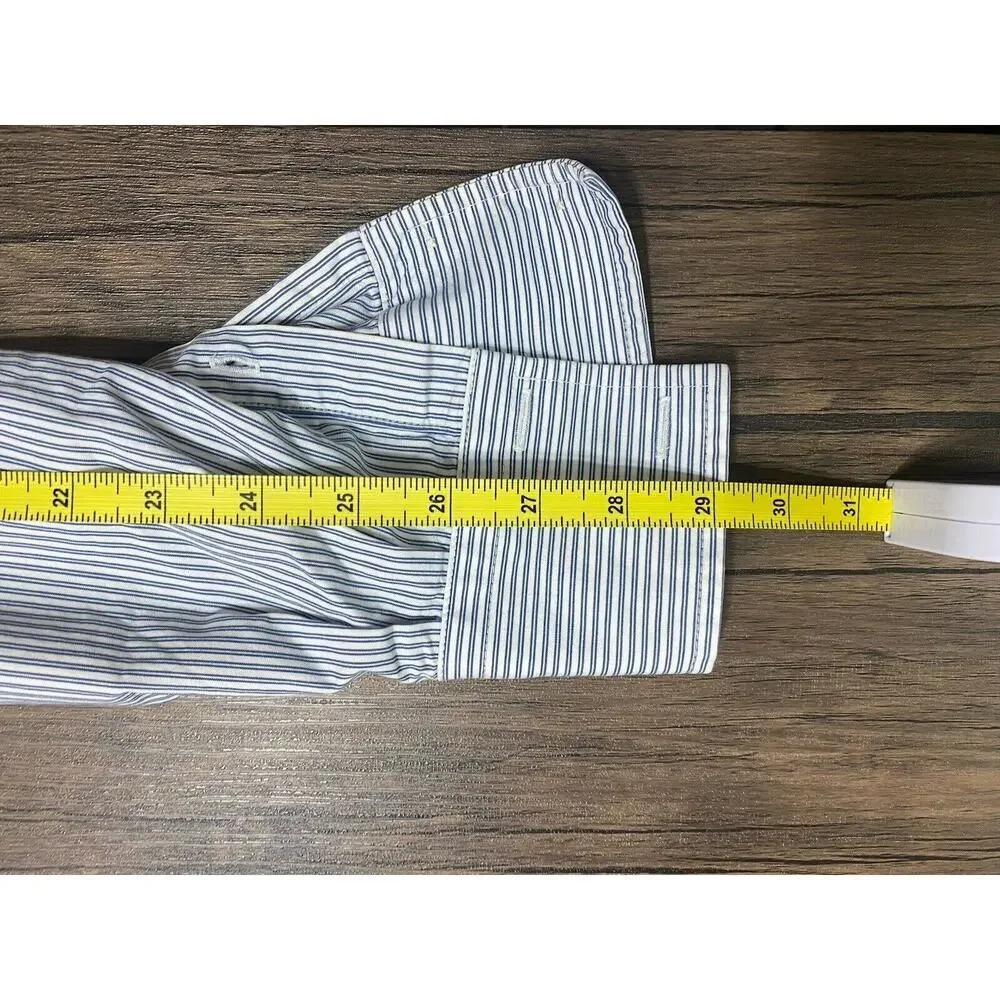 Abercrombie and Fitch | Men’s Medium Button-Down Long-Sleeve Shirt - Picture 5 of 6